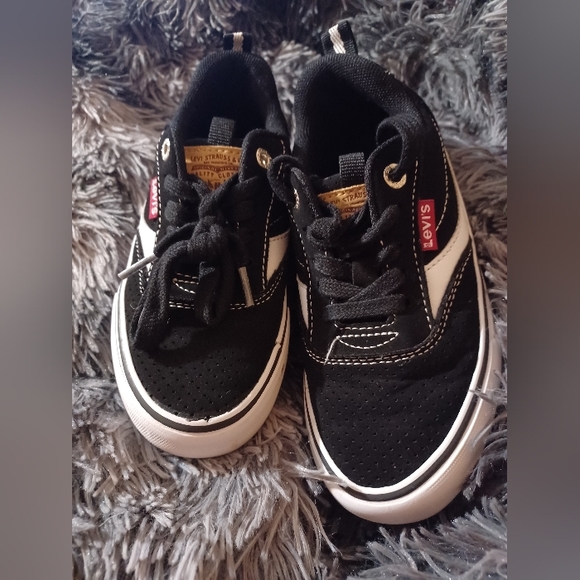 Levi's kid shoes size 12 - Picture 4 of 7
